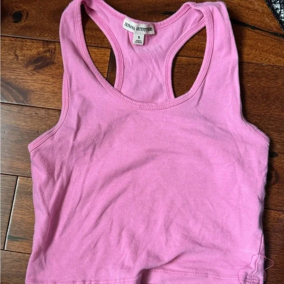 Amazon Pink Crop Top - Picture 3 of 3